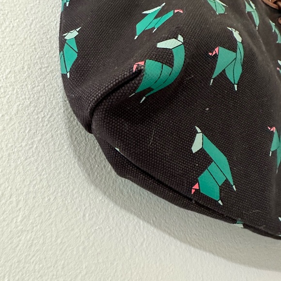 Fossil Origami Llama Print Canvas Shoulder Bag/ Tote - Picture 7 of 11